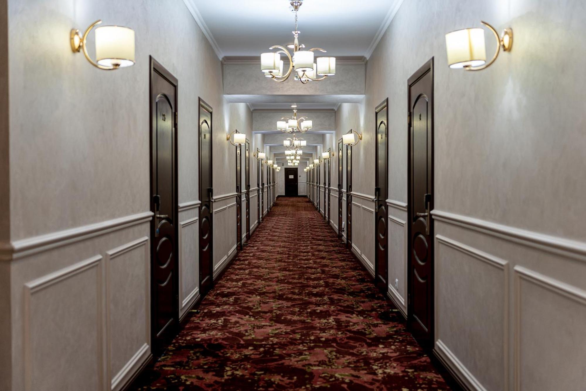 Hotel Mildom Express Ałma Ata Zewnętrze zdjęcie