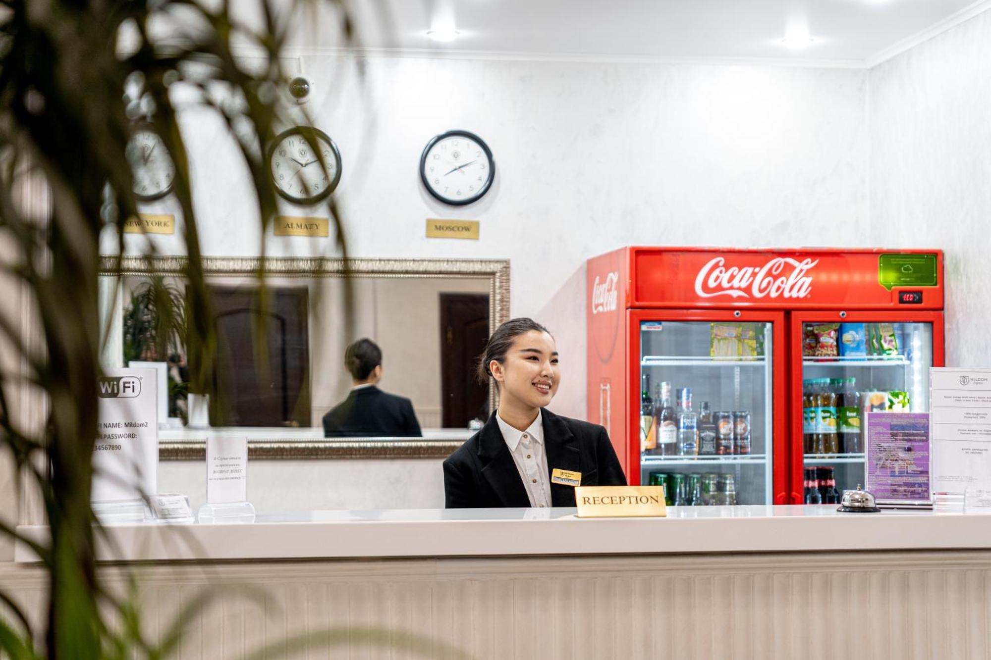 Hotel Mildom Express Ałma Ata Zewnętrze zdjęcie